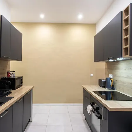 L25 Au Coeur De La Vieille Ville- 2 Sdb Lägenhet *